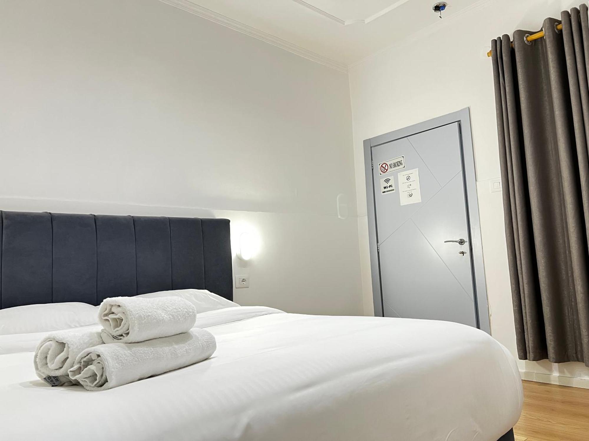 Tirana Square Hotel المظهر الخارجي الصورة